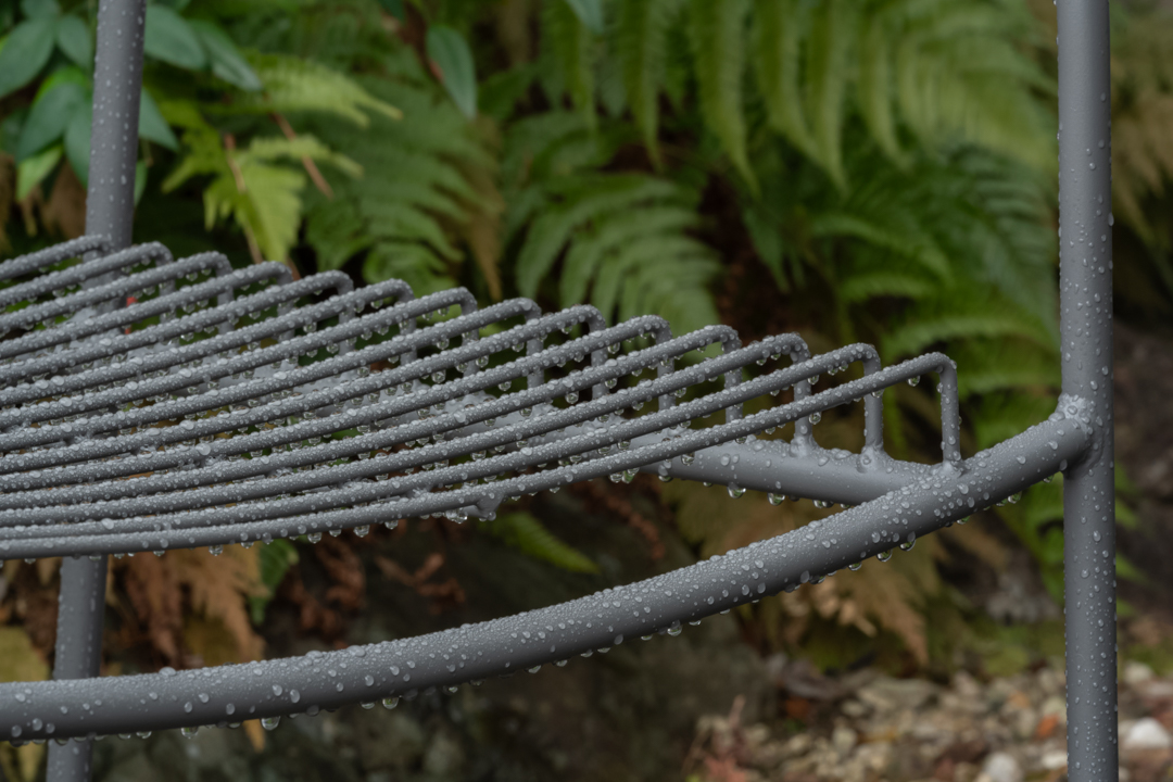 プロダクト写真撮影　雫がついた椅子の座面