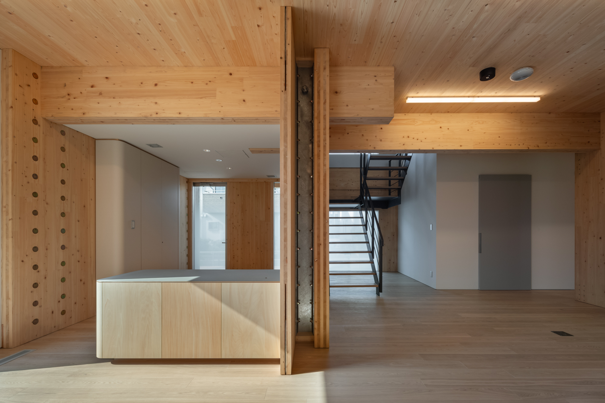 建築写真　子ども食堂、内観　CLT