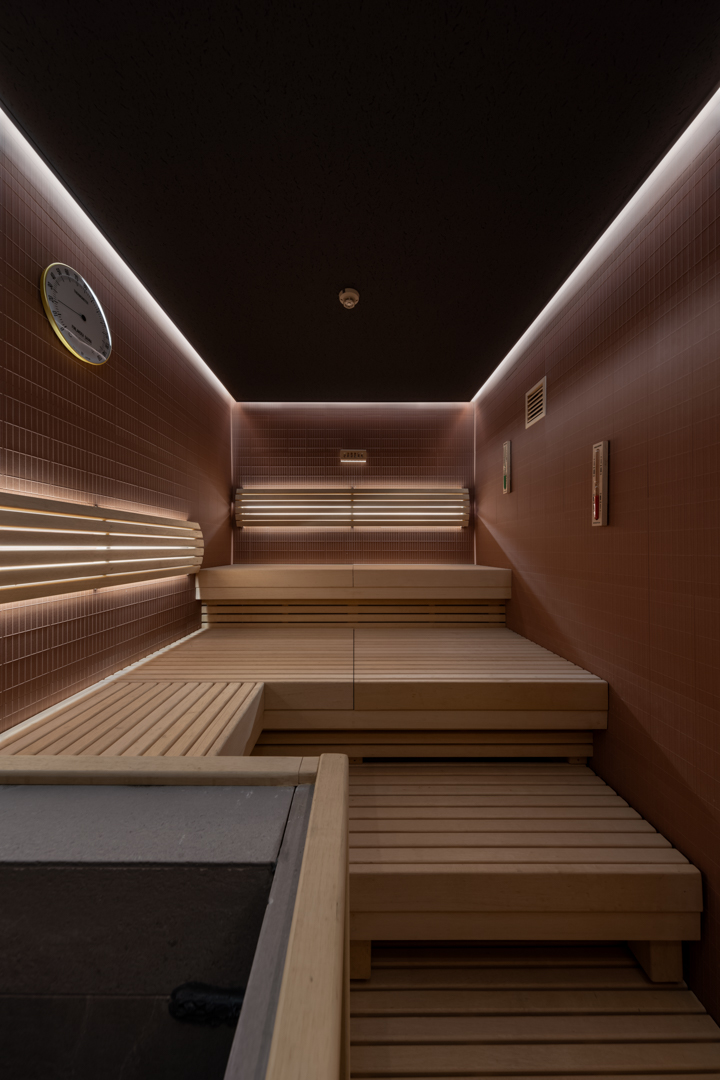 建築写真、サウナ＆バーの内観